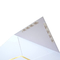 Изготовленный на заказ белый конверт приглашения свадьбы логотипа дизайна с линией края сусального золота